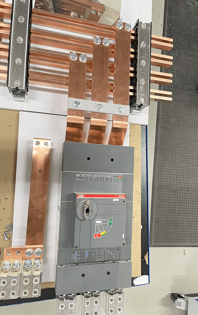 Pro Automatic mockup til eltavle projekt 692 x 1100