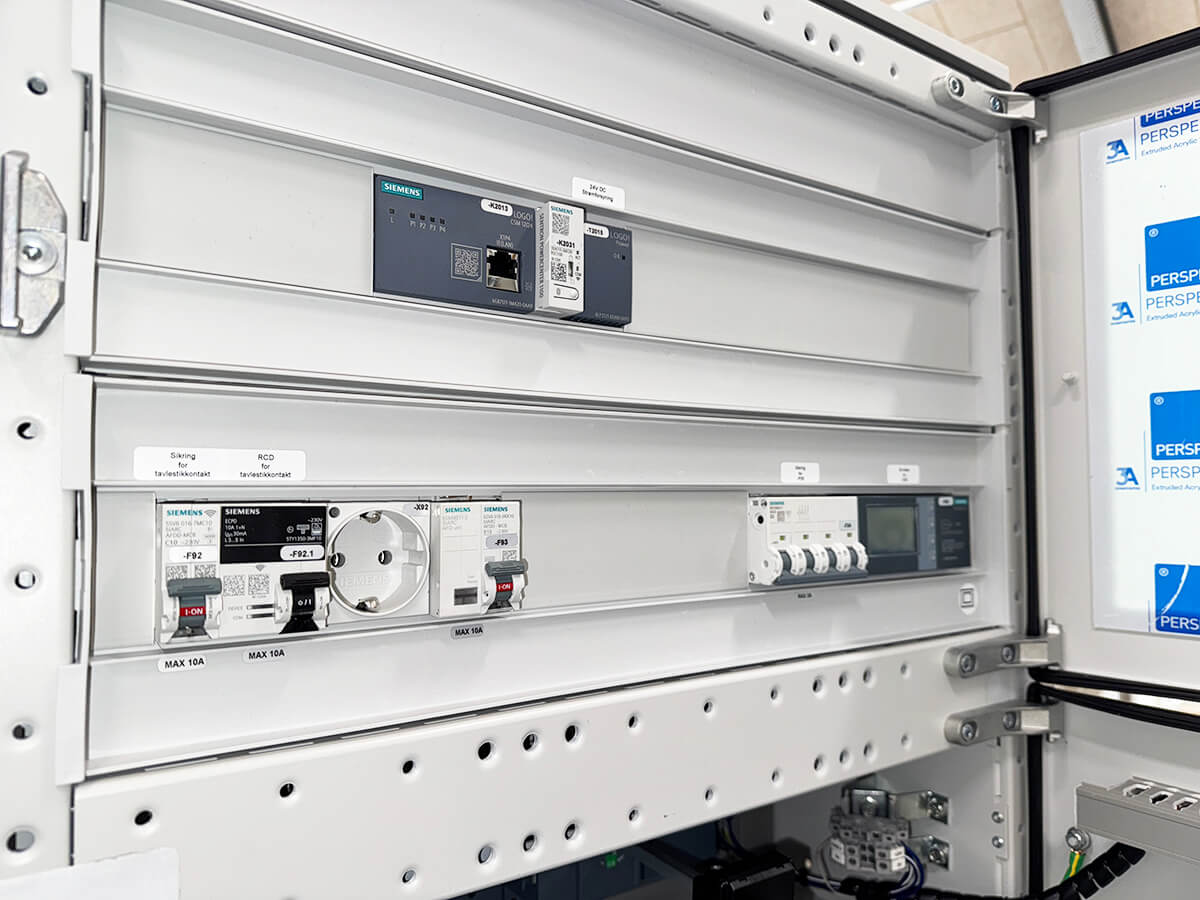 Pro-Automatic designer eltavle til KEA 